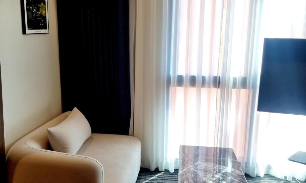 D Ov Haeundae Hotel Пусан Экстерьер фото